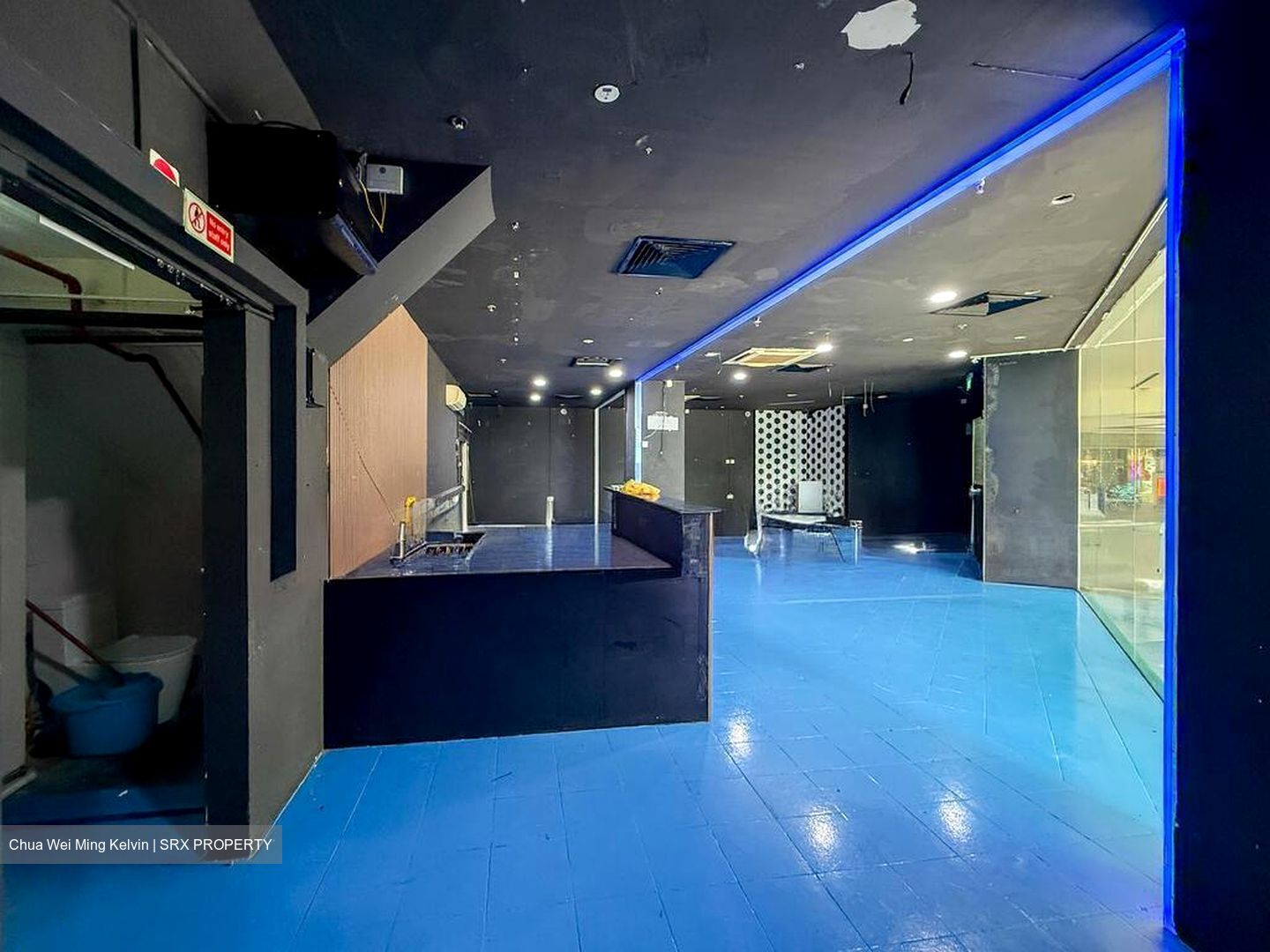 Multi Storey Car Park (D12), Shop House #521834021